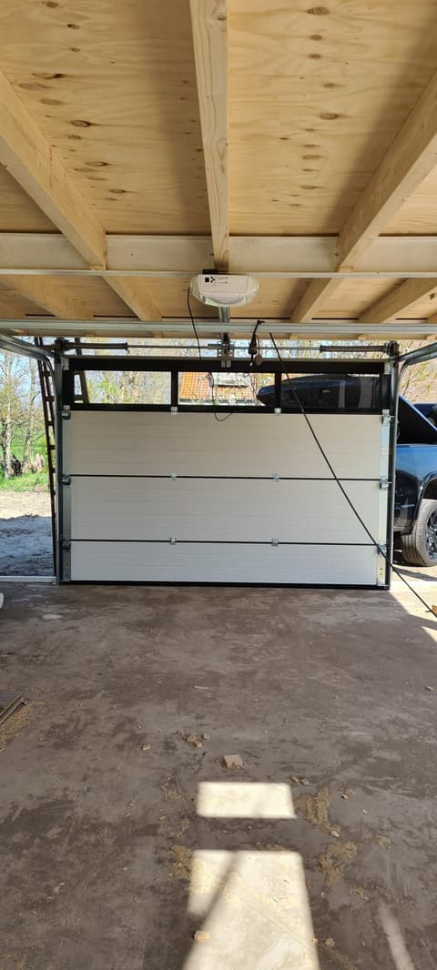 Fase 7 van de nieuwbouw van de schuur in Maasland