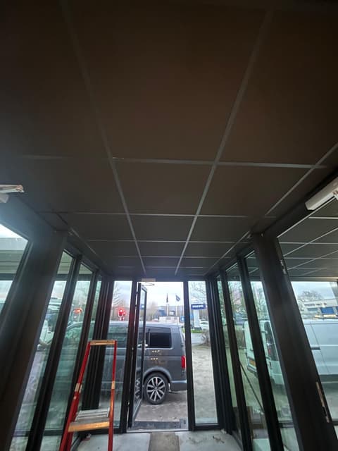 Fase 11 van de aanbouw van bedrijfspand Jojotours in Maasdijk