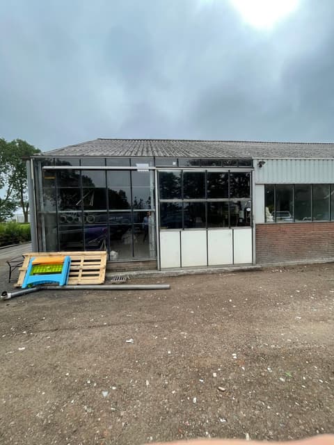 Fase 12 van de renovatie van het bedrijfspand in De Kwakel