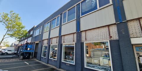 Fase 11 van de renovatie van bedrijfspand AJ Tec in Berkel en Rodenrijs
