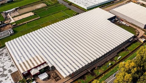Fase 8 van de renovatie van het kasdek in Aalsmeer