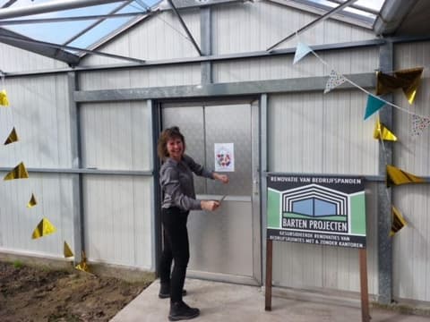 Fase 41 van de renovatie van kasschuur Indoor Moestuintjes