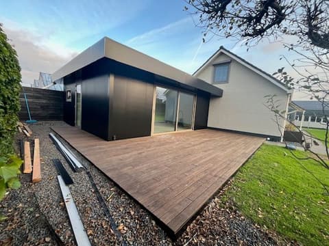 Fase 33 van de nieuwbouw van de schuur in 's-Gravenzande
