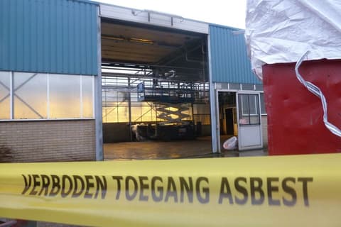 Fase 4 van de dakrenovatie van het dak in 's-Gravenzande