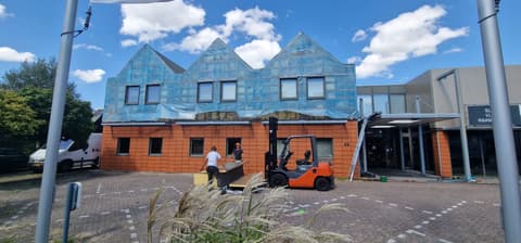 Fase 15 van de renovatie van bedrijfspand van der Linde Interieur in Bleiswijk