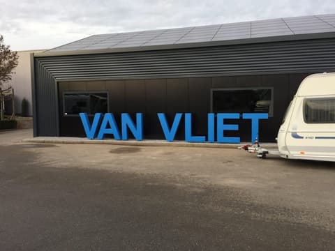 Fase 23 van de renovatie van Van Vliet Caravans in Wateringen