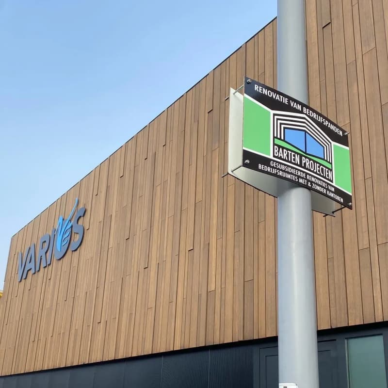 Barten Projecten aan het werk aan een bedrijfspand