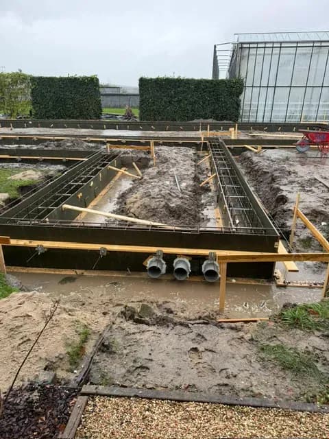 Fase 2 van de nieuwbouw van de schuur in Poeldijk